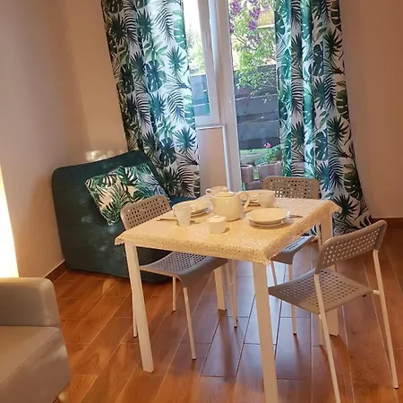 Goscinne - Mati ホームステイ コパリノ