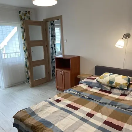 Goscinne - Mati ホームステイ