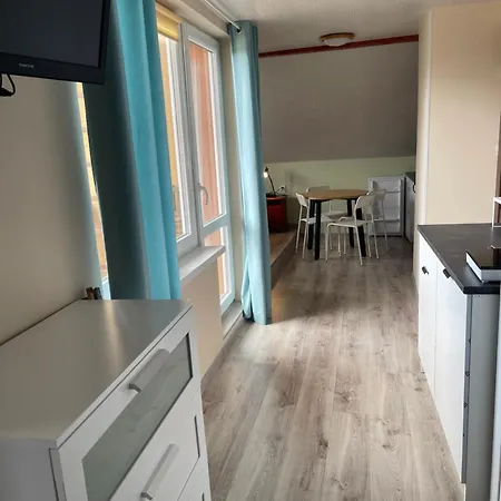 ホームステイ Goscinne - Mati コパリノ