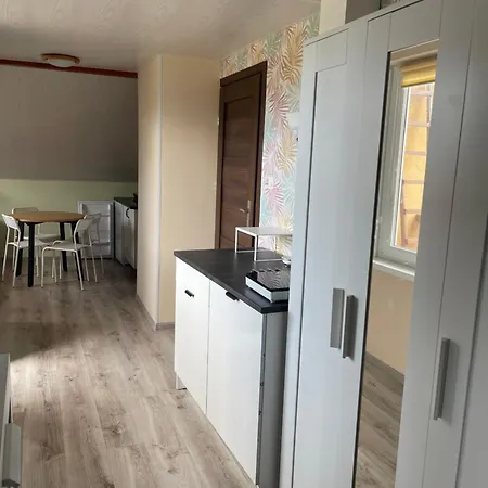 ホームステイ Goscinne - Mati コパリノ