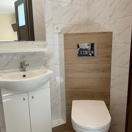 Goscinne - Mati ホームステイ *